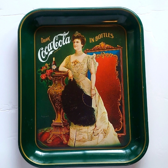 VINTAGE 1977 75th anniversary Coca-Cola Tray. ♥️ Roanoke va - Picture 1 of 12